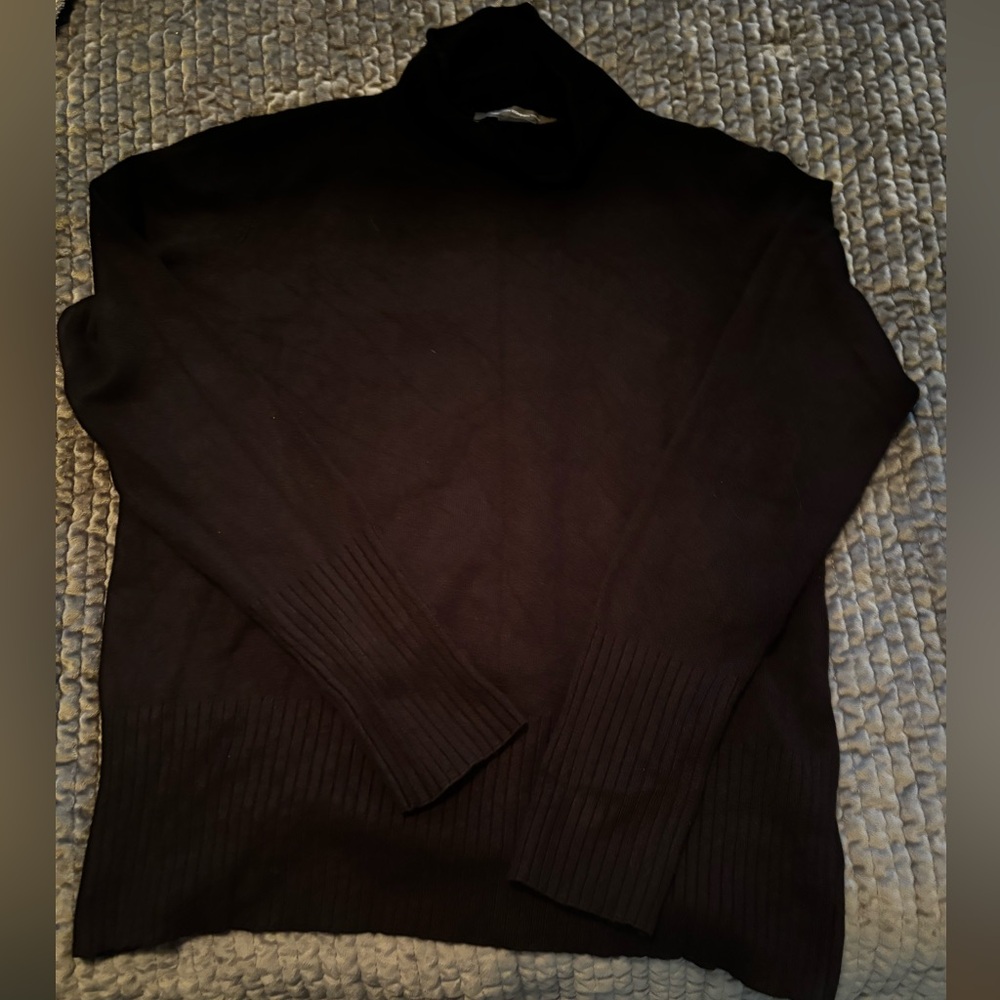 Women’s mock neck sweater